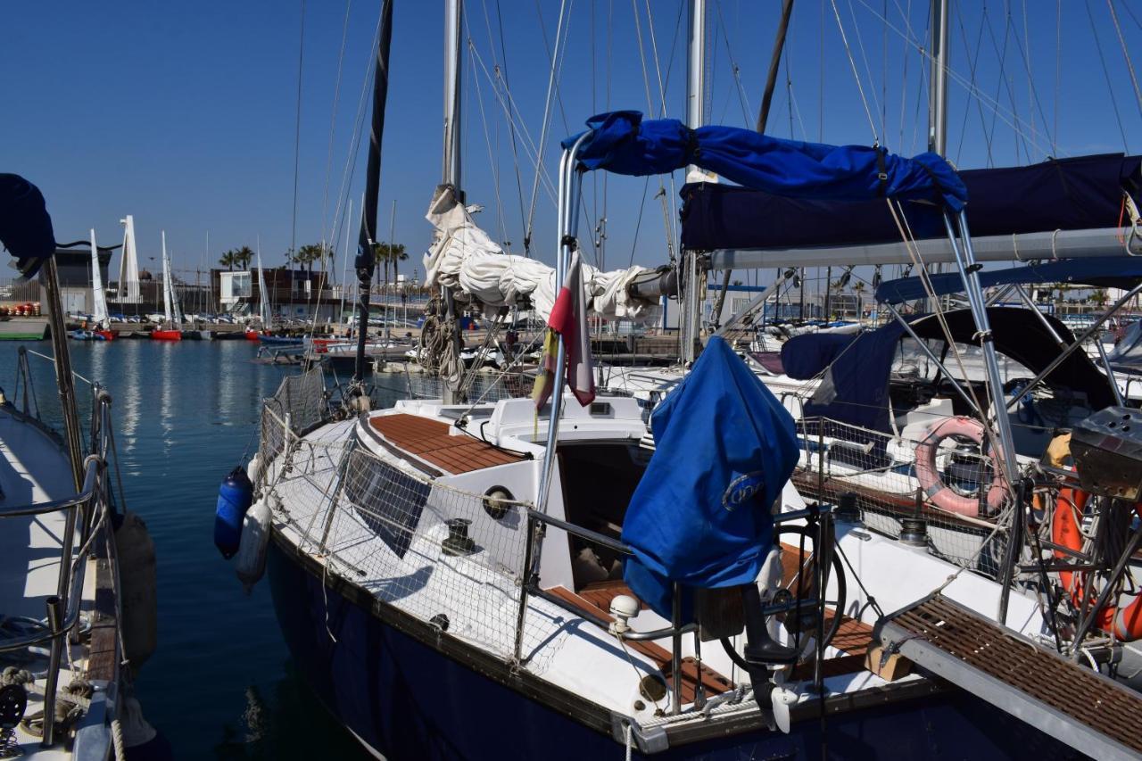 Hotel Velero En Puerto De Valencia - E&M Boats Esterno foto
