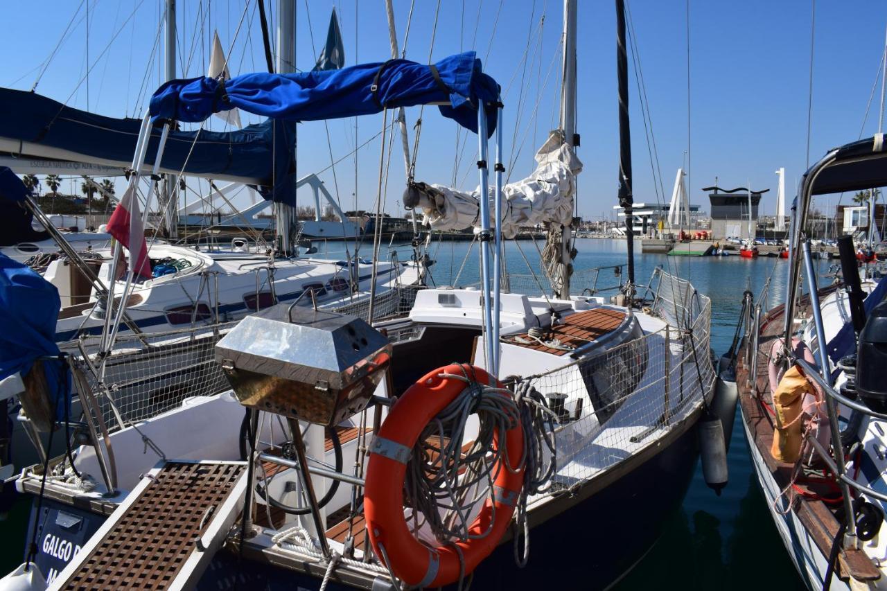 Hotel Velero En Puerto De Valencia - E&M Boats Esterno foto